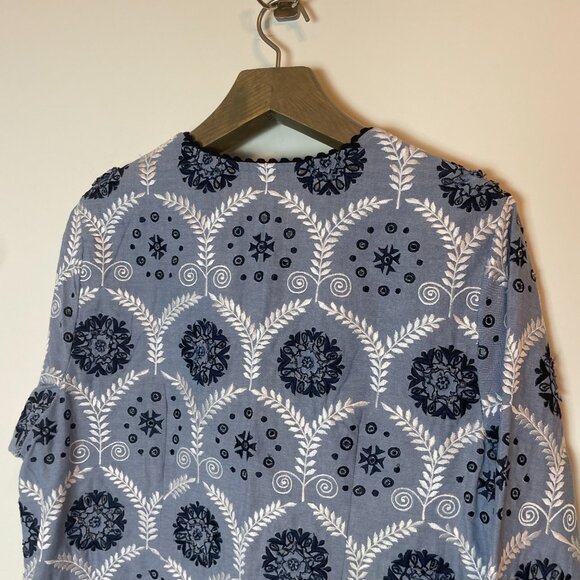 RUNGOLEE Francois Floral Embroidered Chambray Lightweight Jacket \\ L - Picture 10 of 11